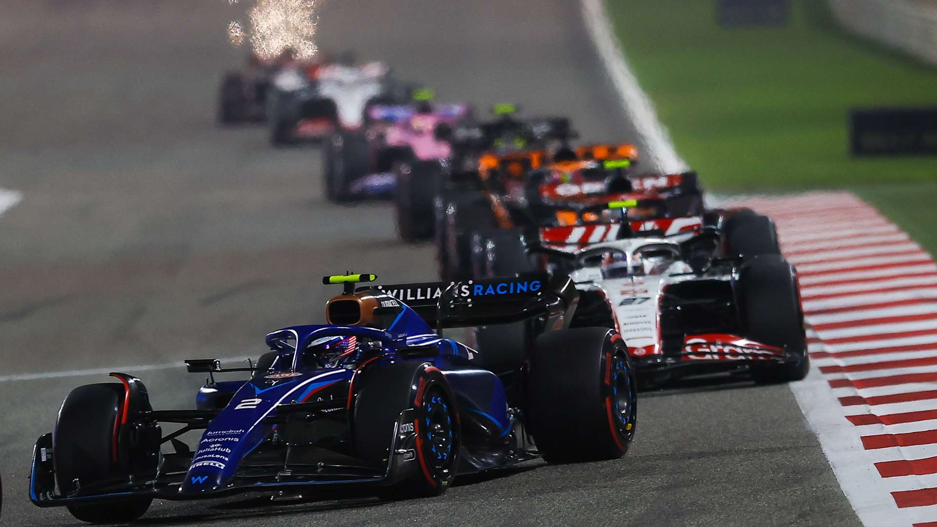 赛场上占据 赛场上占据